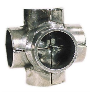 Stamped Flush Welding Side Outlet Cross for 1.25<span>"</span> pipe or 1.66<span>"</span> tube diameter made from steel. Best suited for welded applications.